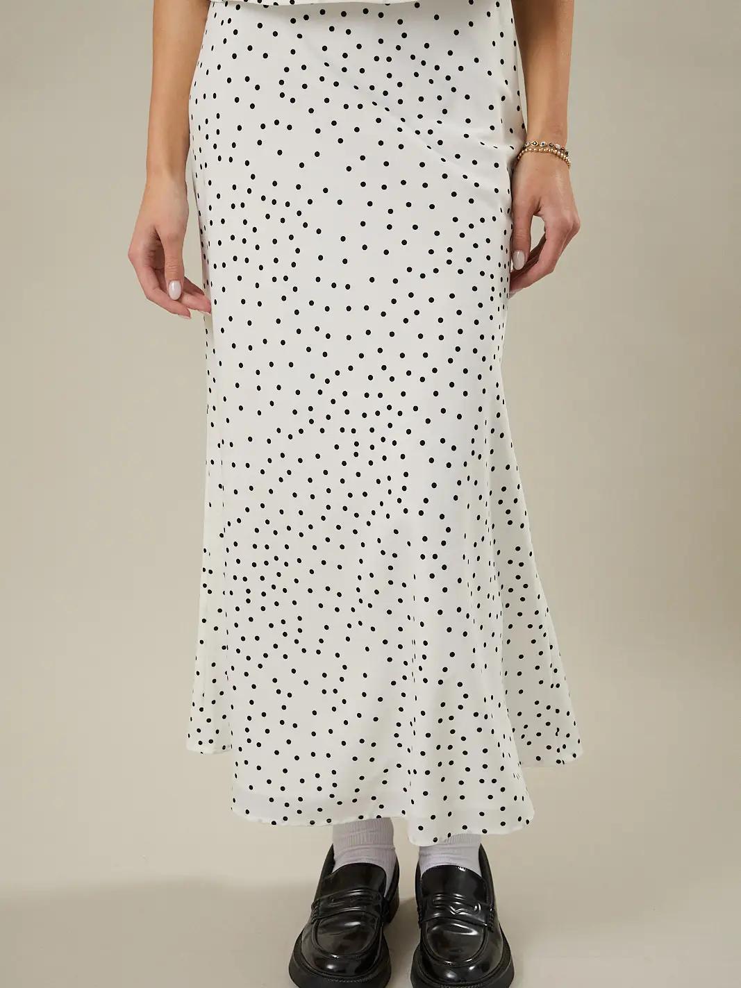 Low- Rise Polka Dot Skirt