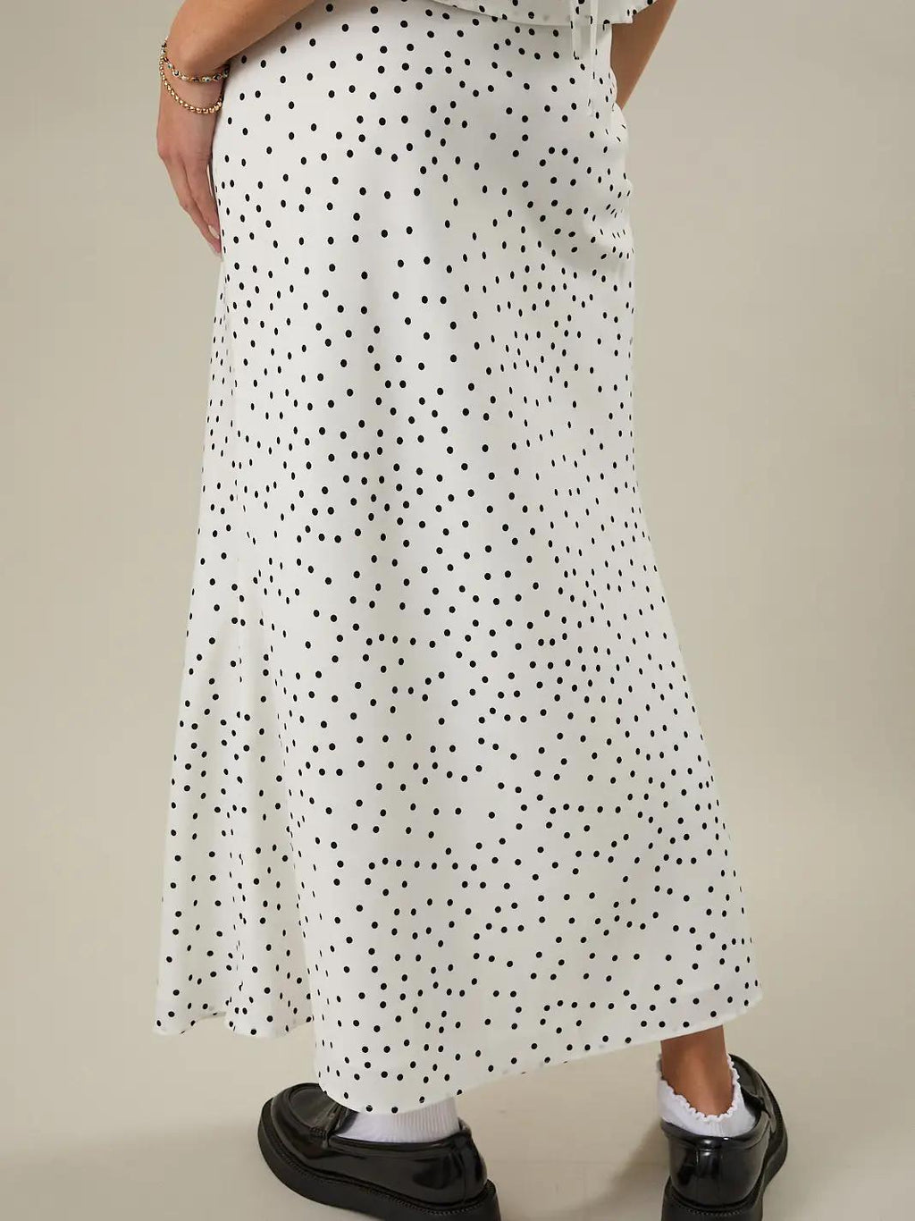Low- Rise Polka Dot Skirt