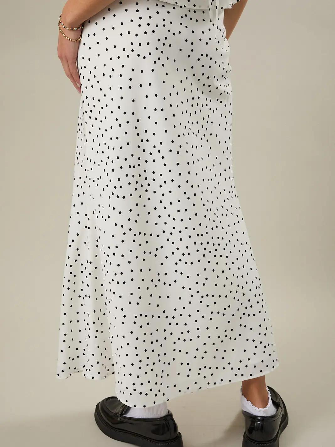 Low- Rise Polka Dot Skirt