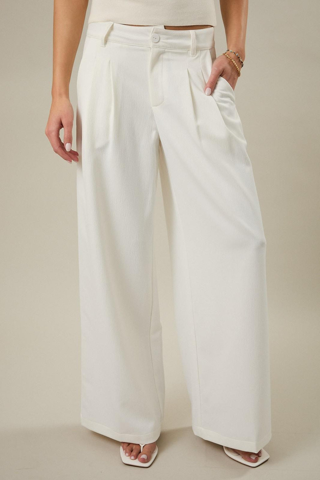 Pleated Suit Trouser