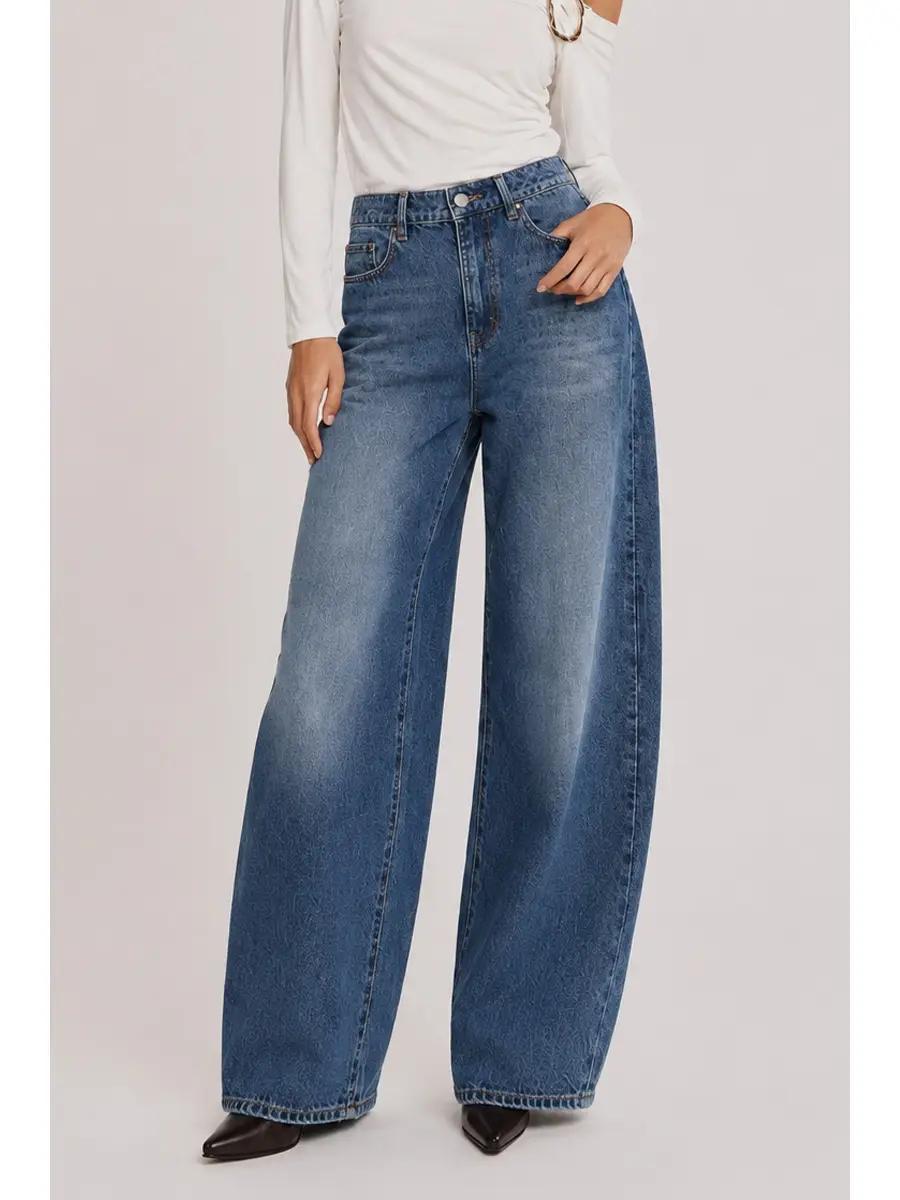 Mid-Wash Barrel Jeans